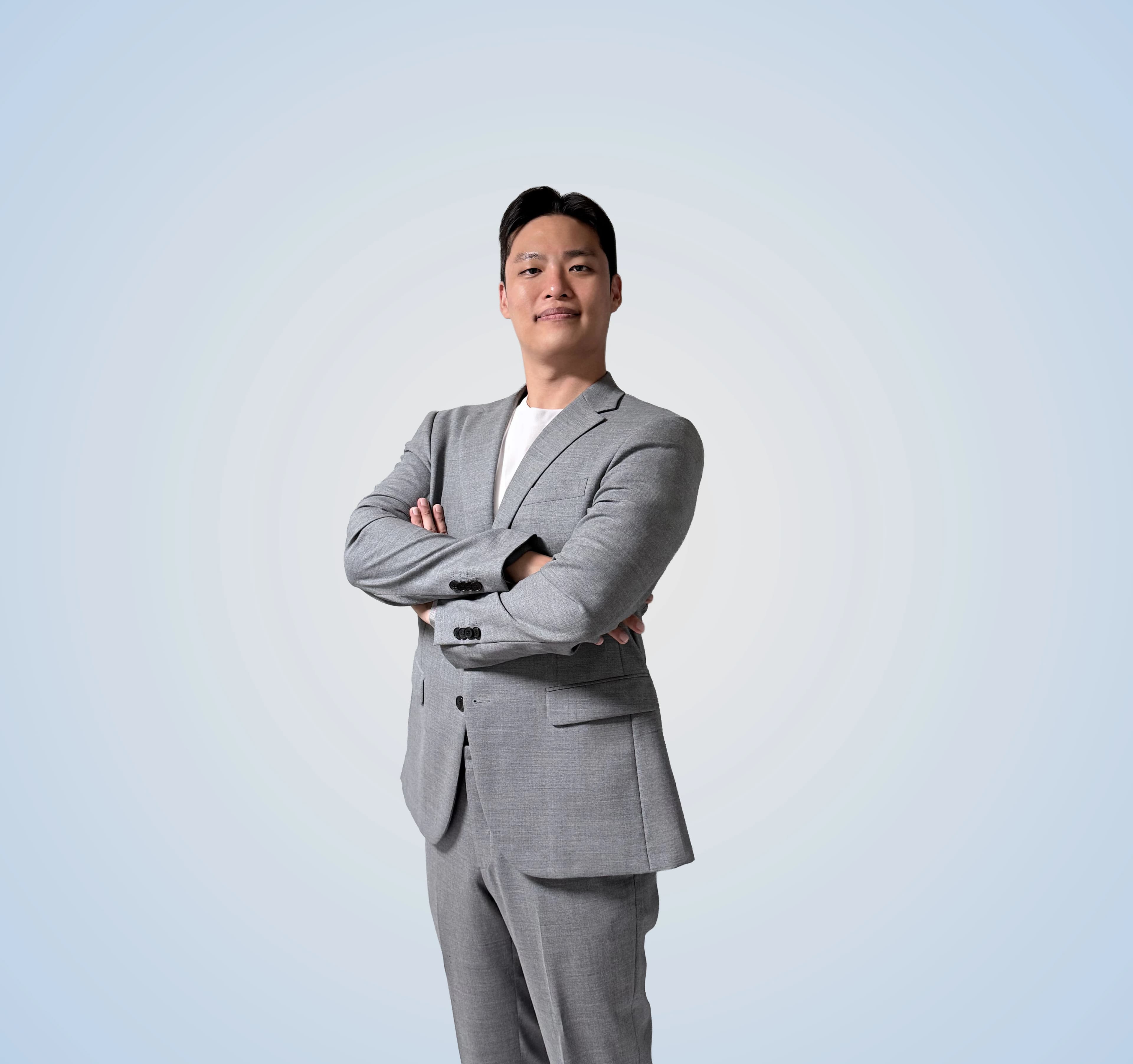 강동주 (Kang Dongju)